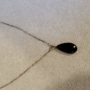 VINTAGE Sterling Silver & Teardrop Black Stone Pendant